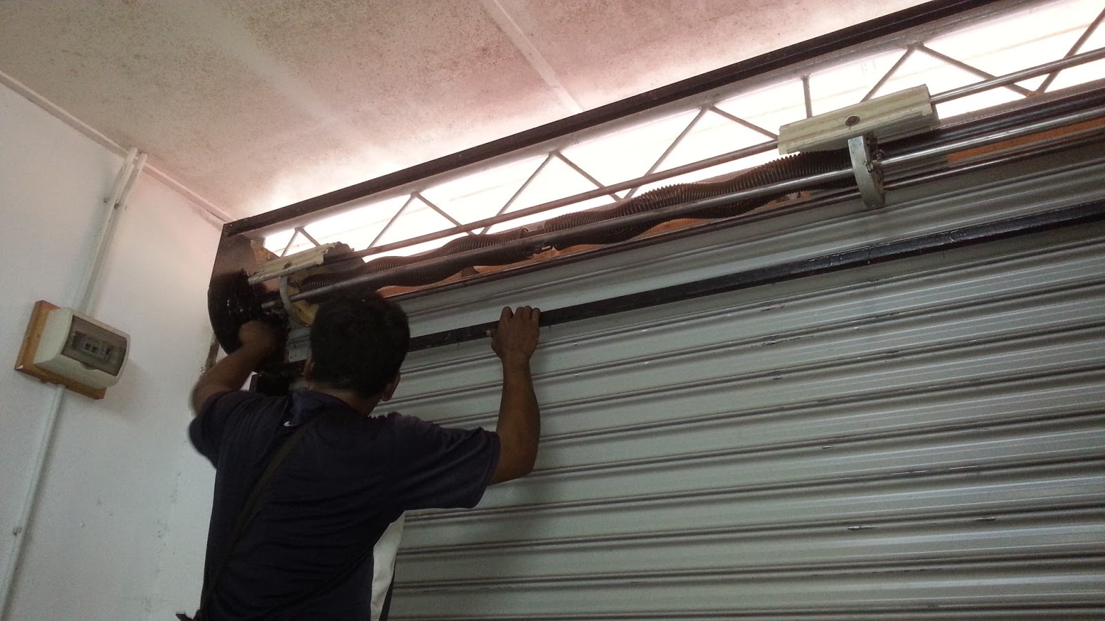 Beykent Manuel Kepenk Tamiri